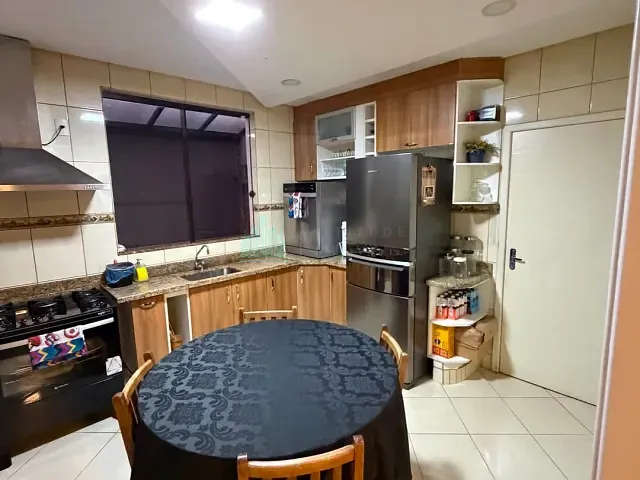 Casa 3 quartos e 2 banheiros, à venda, no bairro Margon III em Catalão