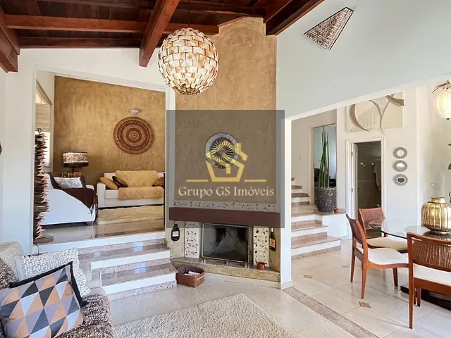 Casa com 450m² 3 quartos e 6 banheiros, à venda, no bairro Condomínio Residencial Terras do Caribe em Valinhos
