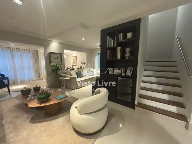 Casa com 200m² 3 quartos e 2 banheiros, à venda, no bairro Tamboré em Santana de Parnaíba