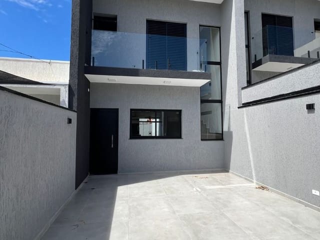 Casa 3 quartos e 2 banheiros, à venda, no bairro Manacás em Extrema