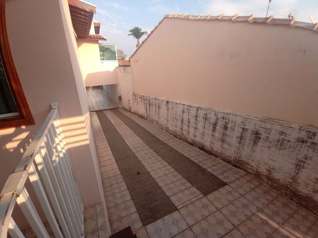 Casa com 290m² 4 quartos e 2 banheiros, à venda, no bairro Jardim Vila Rica em São João da Boa Vista