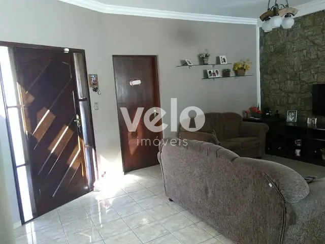 Casa com 250m² 3 quartos e 4 banheiros, à venda, no bairro Esplanada Independência em Taubaté