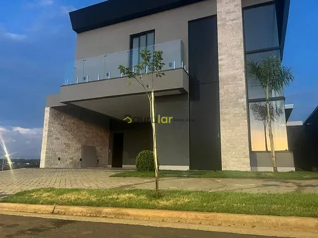 Casa com 313m² 3 quartos e 4 banheiros, à venda, no bairro Vila Santa Maria em Piratininga