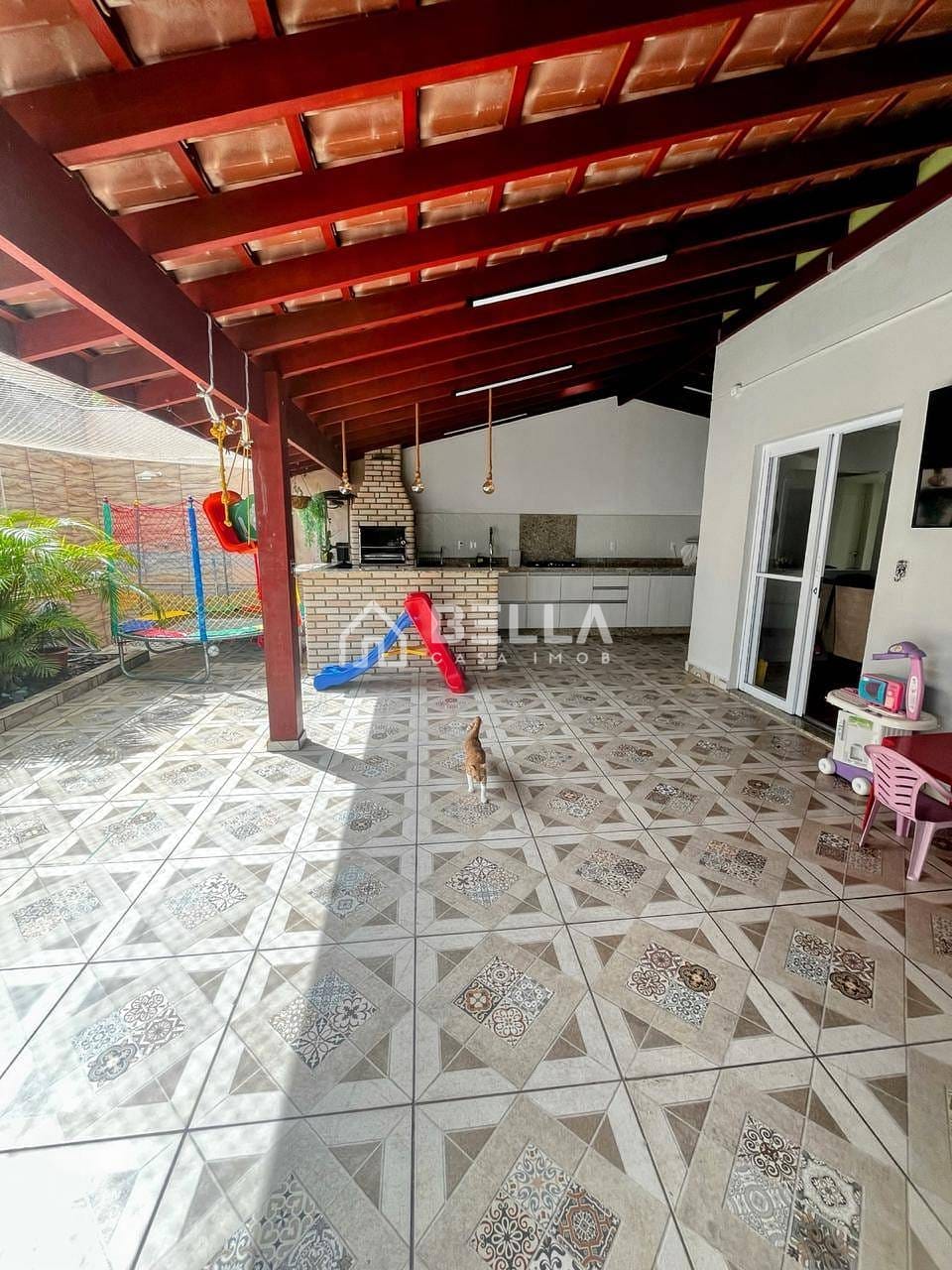 Casa à venda com 3 quartos, 139m² - Foto 3
