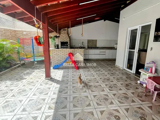 Casa com 139m² 3 quartos e 3 banheiros, à venda, no bairro Vossoroca em Votorantim
