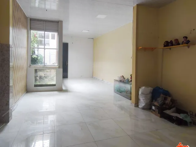 Casa 4 quartos e 4 banheiros, para alugar, no bairro Cidade Velha em Belem