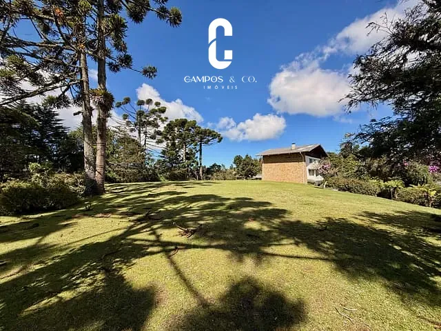 Casa com 3300m² 3 quartos e 4 banheiros, à venda, no bairro Vila Inglesa em Campos Do Jordão