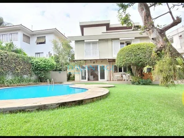 Casa com 800m² 4 quartos e 4 banheiros, para alugar, no bairro Lapa em São Paulo