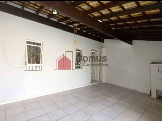 Casa com 138m², à venda, no bairro Parque São Domingos em Pindamonhangaba