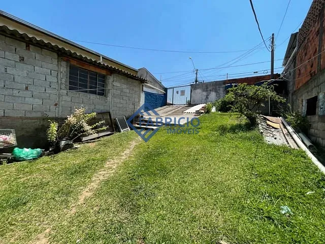 Casa com 300m² 2 quartos e 1 banheiro, à venda, no bairro Centro em Vinhedo