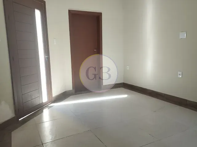 Casa com 300m² 2 quartos e 1 banheiro, para alugar, no bairro Areal em Pelotas
