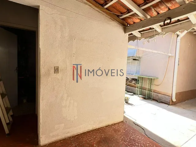 Casa 2 quartos e 2 banheiros, à venda, no bairro Vila Thais em Atibaia