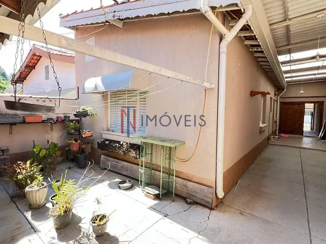 Casa 2 quartos e 2 banheiros, à venda, no bairro Vila Thais em Atibaia
