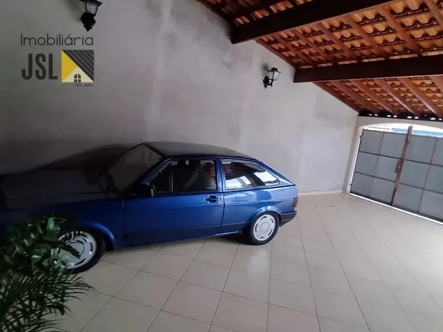 Casa com 250m² 3 quartos e 2 banheiros, à venda, no bairro Vila Menino Jesus em Caçapava