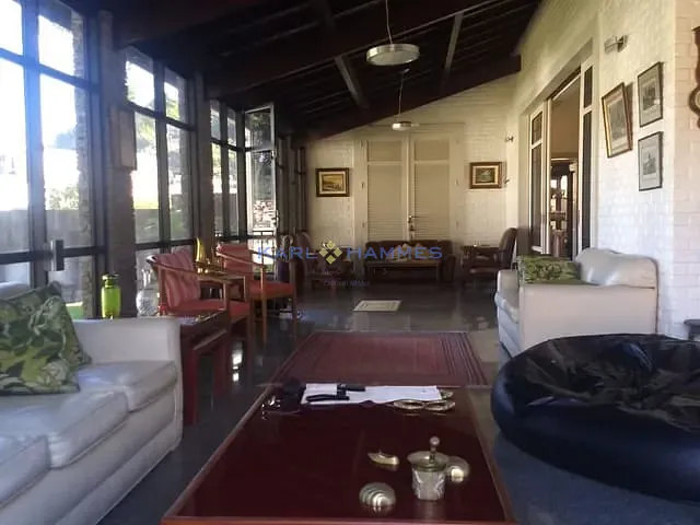 Casa com 7830m² 5 quartos e 4 banheiros, à venda, no bairro Valparaíso em Petrópolis