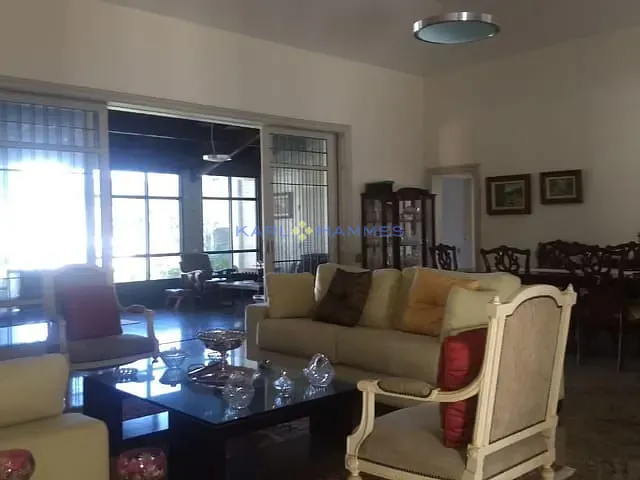 Casa com 7830m² 5 quartos e 4 banheiros, à venda, no bairro Valparaíso em Petrópolis