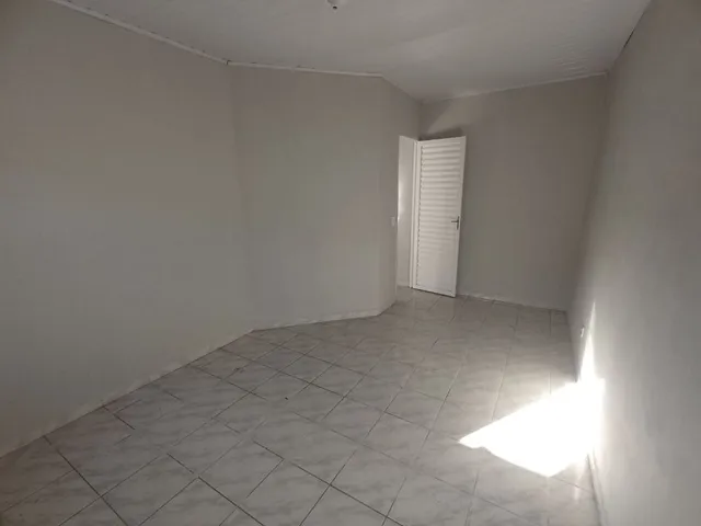 Casa com 400m² 2 quartos e 1 banheiro, para alugar, no bairro Vila Formosa em São Paulo