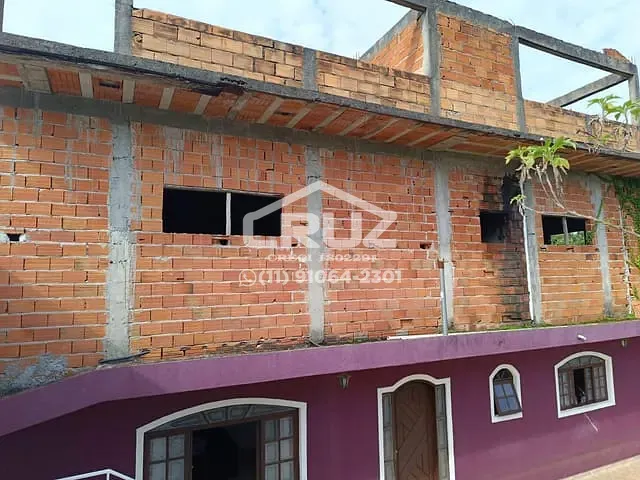 Casa com 180m² 2 quartos e 2 banheiros, à venda, no bairro Nova Era em Caieiras