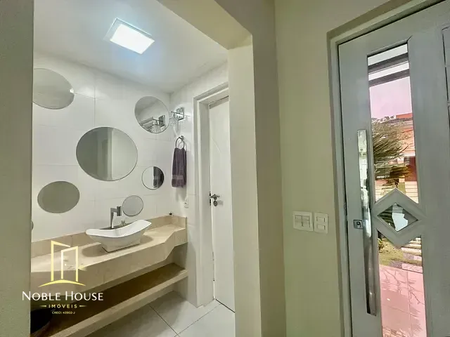 Casa com 360m² 4 quartos e 5 banheiros, à venda, no bairro Pinheirinho em Vinhedo