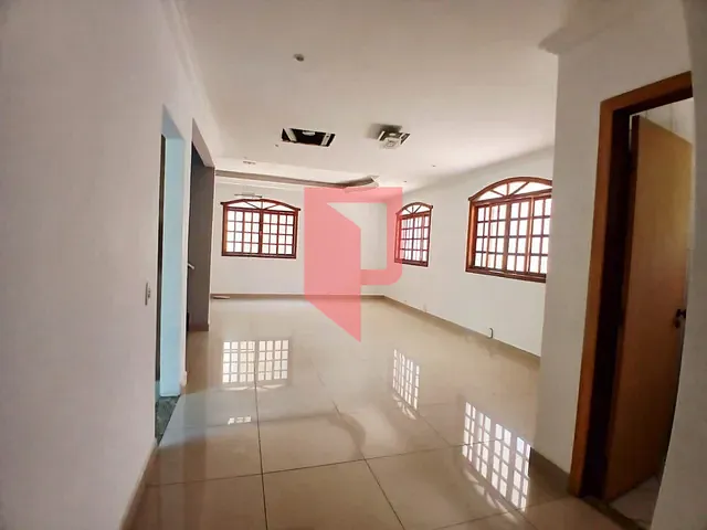 Casa com 370m² 6 quartos e 6 banheiros, à venda, no bairro Caiçaras em Belo Horizonte