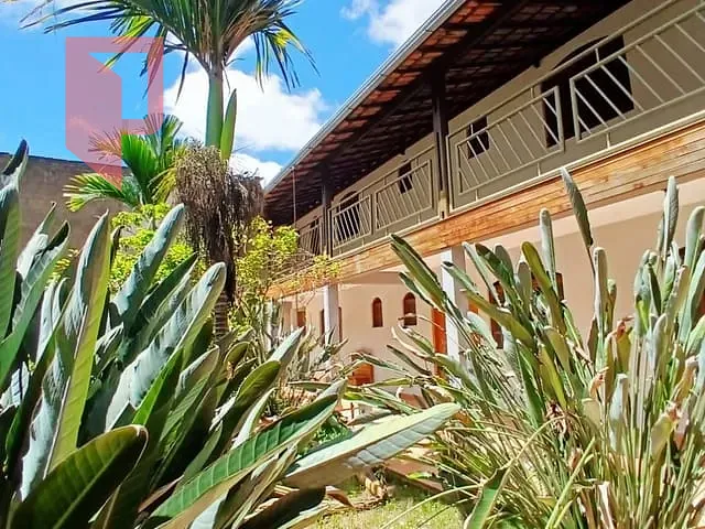 Casa com 370m² 6 quartos e 6 banheiros, à venda, no bairro Caiçaras em Belo Horizonte