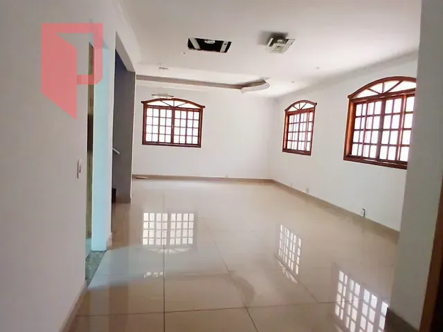 Casa com 370m² 6 quartos e 6 banheiros, à venda, no bairro Caiçaras em Belo Horizonte