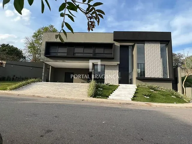 Casa com 394m² 4 quartos e 6 banheiros, à venda ou para alugar, no bairro Condomínio Residencial Euroville II em Bragança Paulista