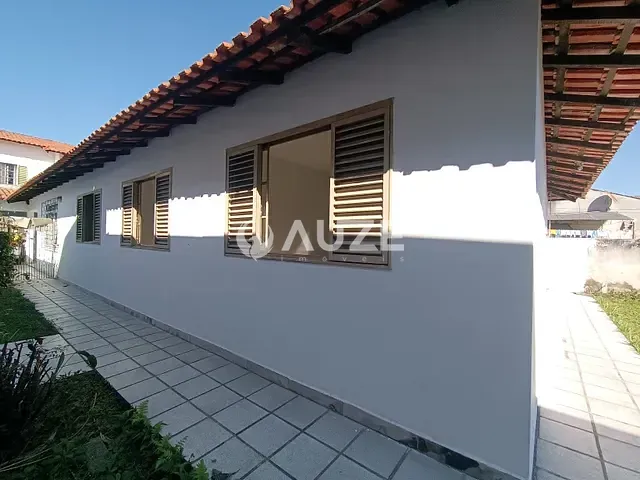 Casa com 678m² 5 quartos e 5 banheiros, à venda, no bairro Jardim das Américas em Curitiba