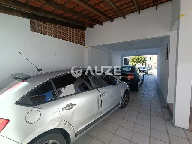 Casa com 678m² 5 quartos e 5 banheiros, à venda, no bairro Jardim das Américas em Curitiba