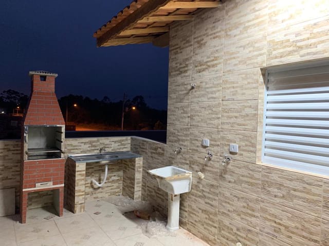 Casa com 250m² 4 quartos e 4 banheiros, à venda, no bairro Esmeralda Park (Caucaia do Alto) em Cotia