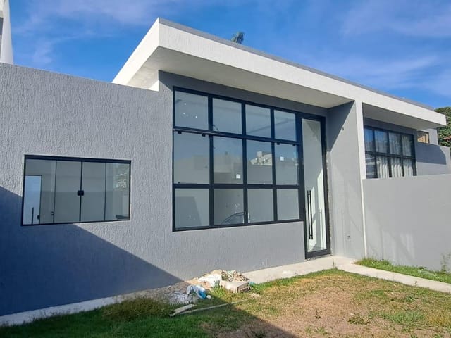 Casa 3 quartos e 3 banheiros, à venda, no bairro Extensão do Bosque em Rio das Ostras