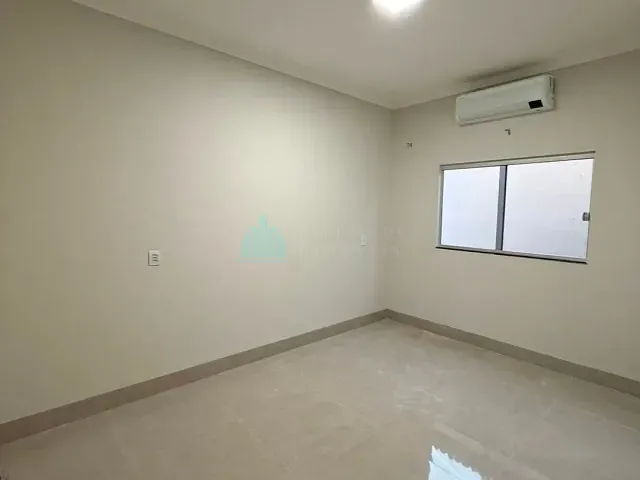 Casa 2 quartos e 1 banheiro, à venda, no bairro Loteamento Residencial Maria Amélia em Catalão