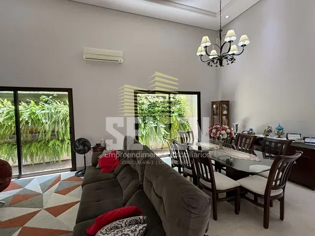 Casa com 360m², à venda, no bairro Residencial Tivoli II em Bauru