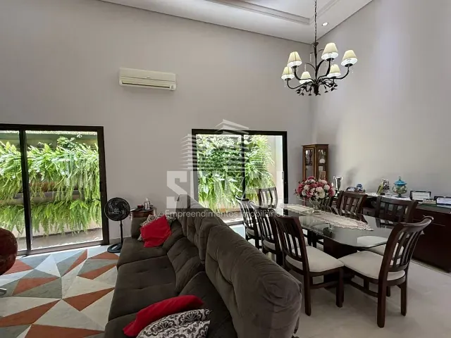 Casa com 360m², à venda, no bairro Residencial Tivoli II em Bauru