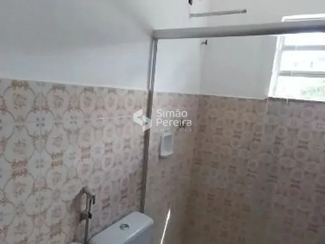 Casa 2 quartos e 1 banheiro, à venda, no bairro São Pedro em Juiz de Fora