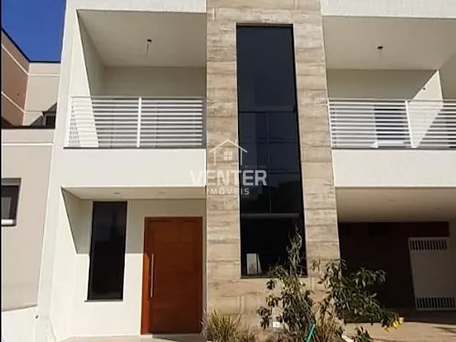 Casa com 300m² 3 quartos e 4 banheiros, à venda, no bairro Piracangaguá em Taubaté