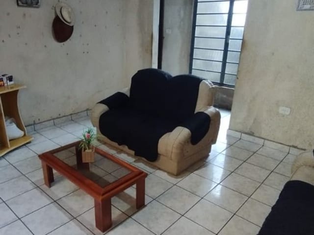Casa com 216m², à venda, no bairro São Benedito em Cambuí