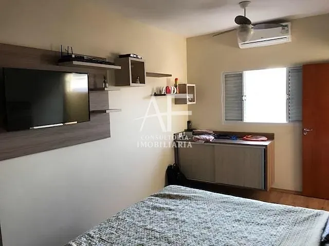 Casa com 328m² 3 quartos e 2 banheiros, à venda, no bairro Vila Areao em Taubaté