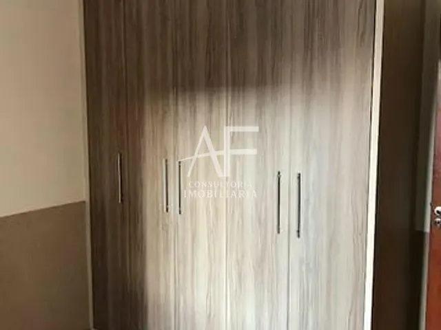 Casa com 328m² 3 quartos e 2 banheiros, à venda, no bairro Vila Areao em Taubaté