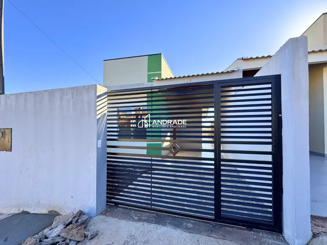 Casa com 138m² 2 quartos e 2 banheiros, à venda, no bairro Residencial Interlagos em Apucarana