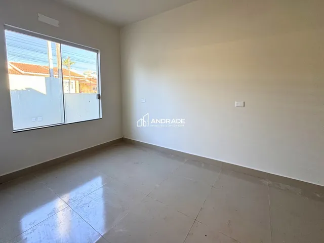 Casa com 138m² 2 quartos e 2 banheiros, à venda, no bairro Residencial Interlagos em Apucarana
