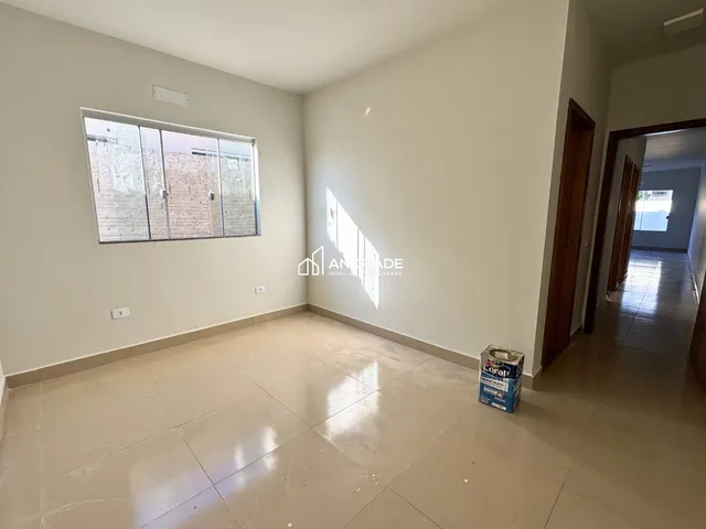 Casa com 138m² 2 quartos e 2 banheiros, à venda, no bairro Residencial Interlagos em Apucarana