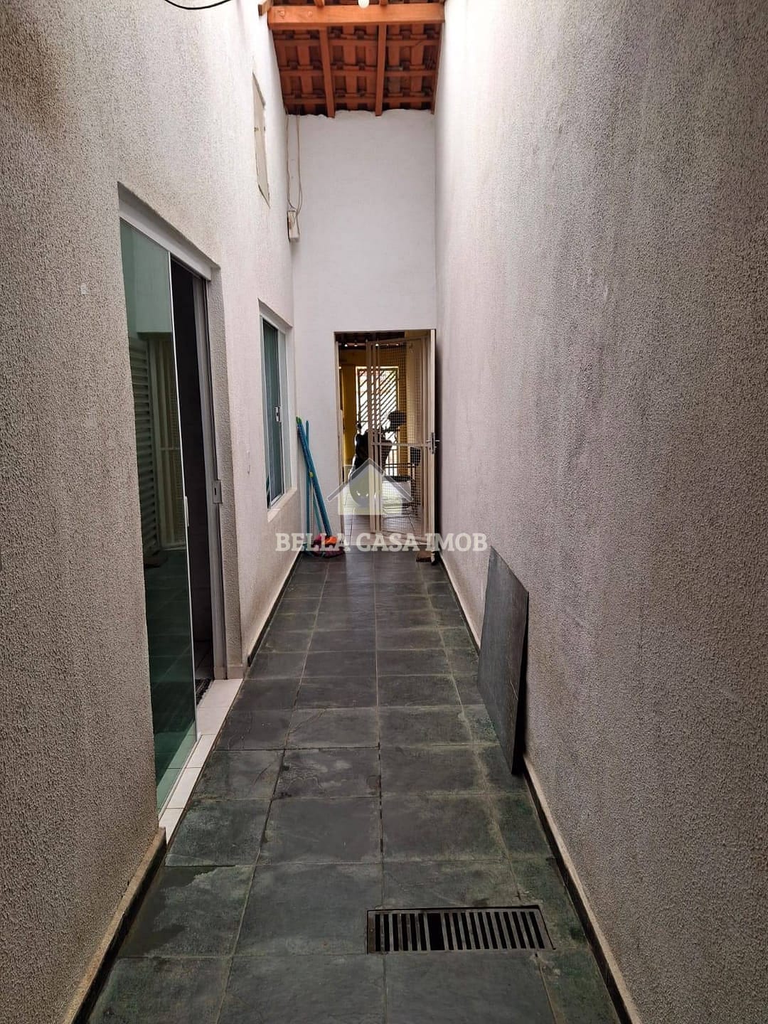 Casa à venda com 3 quartos, 225m² - Foto 12