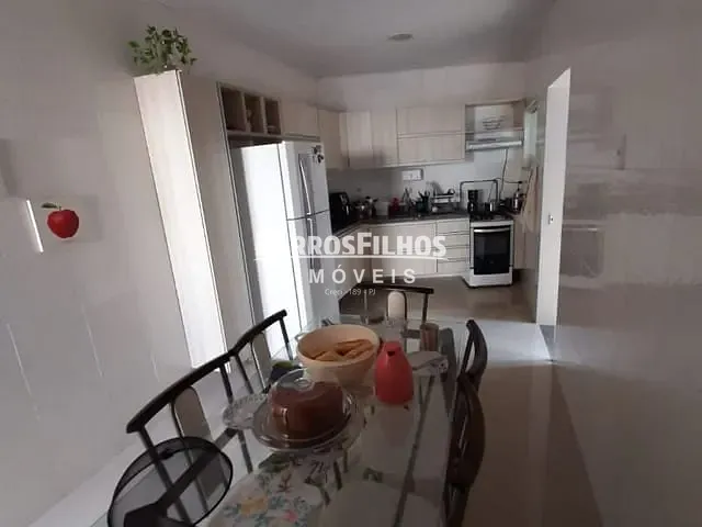 Casa 4 quartos e 2 banheiros, à venda, no bairro Luzia em Aracaju