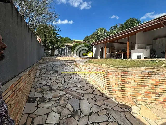 Casa com 720m² 5 quartos e 4 banheiros, à venda, no bairro Venda das Pedras em Itaboraí
