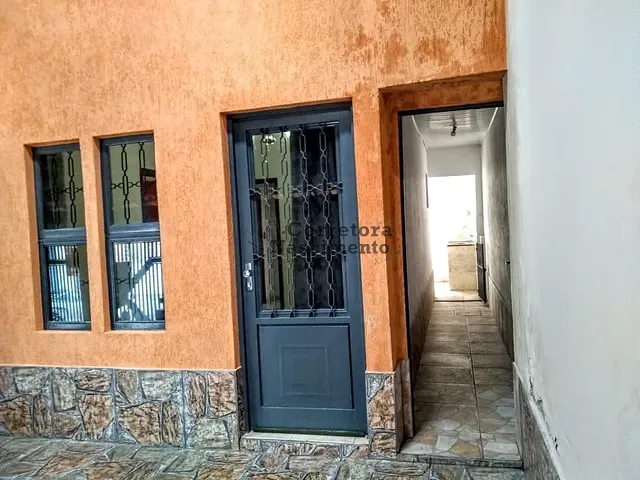 Casa com 200m² 2 quartos e 1 banheiro, à venda, no bairro Conjunto São Benedito em Jacareí