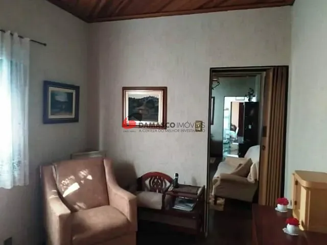 Casa com 221m² 2 quartos e 1 banheiro, à venda, no bairro Santa Paula em São Caetano do Sul