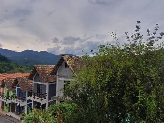 Casa com 58m² 2 quartos e 3 banheiros, à venda, no bairro Penedo em Itatiaia