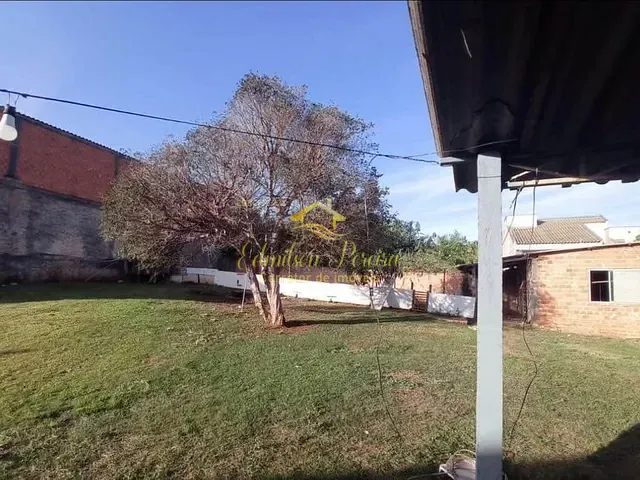 Casa com 1301m² 3 quartos e 2 banheiros, à venda, no bairro Conjunto Habitacional Santiago II em Londrina