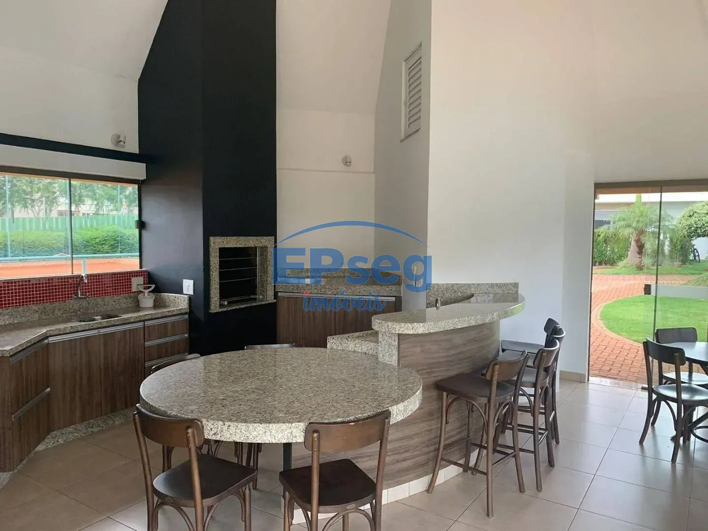 Casa, 3 quartos, 219 m² - Foto 45
